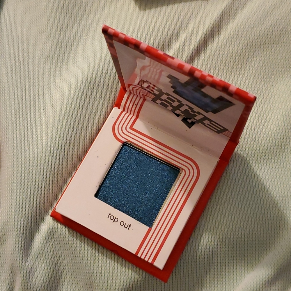 Tetris Eye Shadow IPSY Top Out